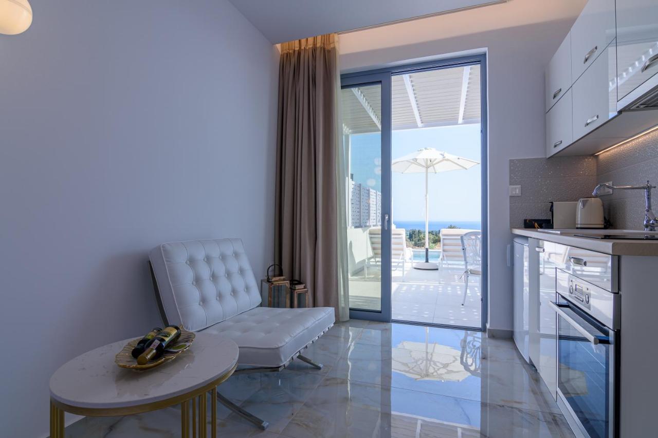 Dionisos Suites ليكسوري المظهر الخارجي الصورة