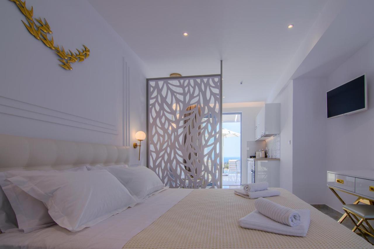 Dionisos Suites ليكسوري المظهر الخارجي الصورة