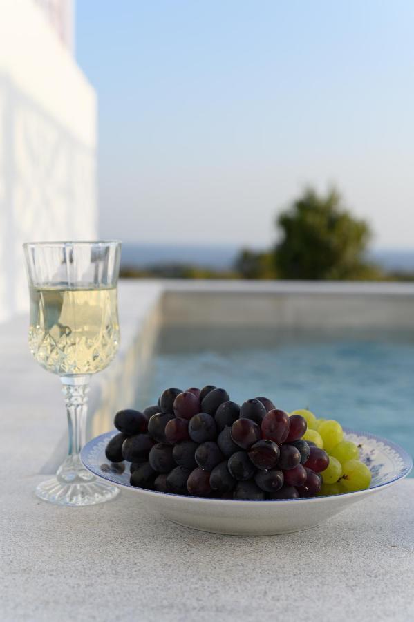 Dionisos Suites ليكسوري المظهر الخارجي الصورة