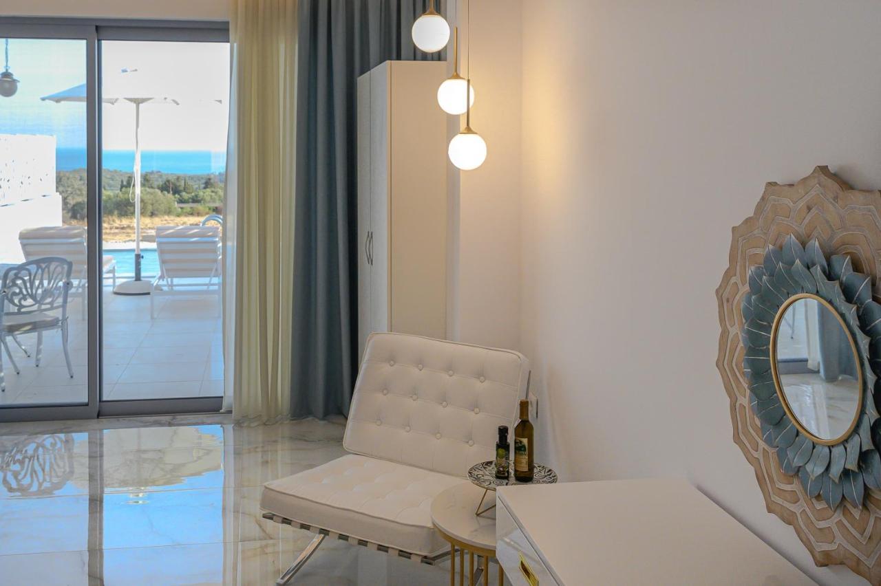 Dionisos Suites ليكسوري المظهر الخارجي الصورة