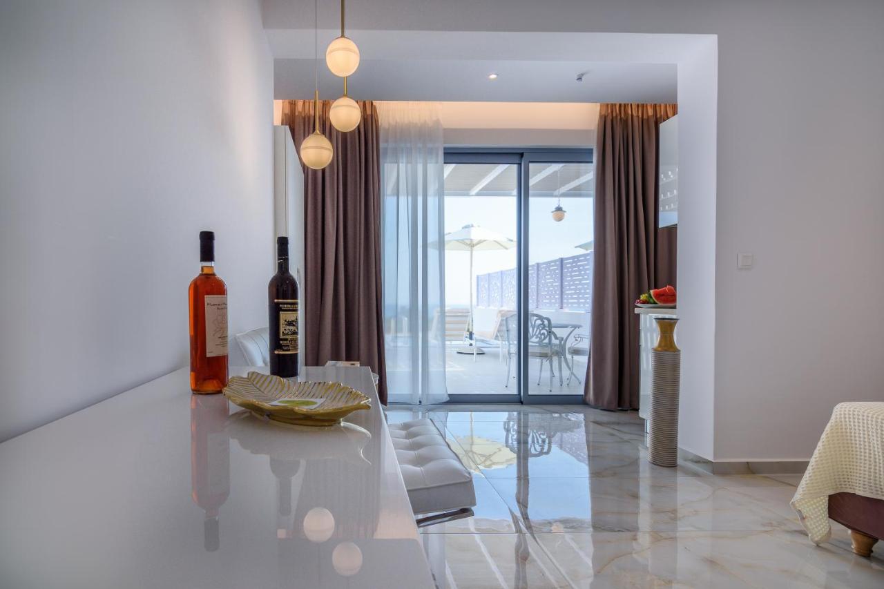 Dionisos Suites ليكسوري المظهر الخارجي الصورة