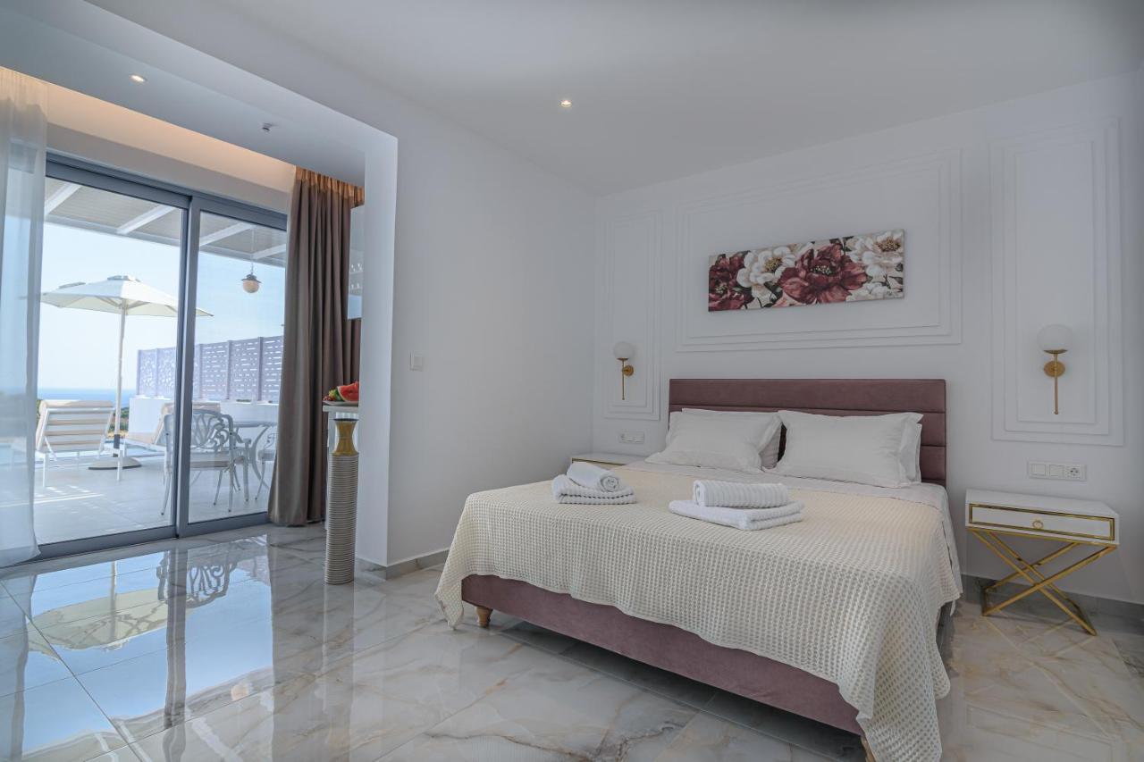 Dionisos Suites ليكسوري المظهر الخارجي الصورة