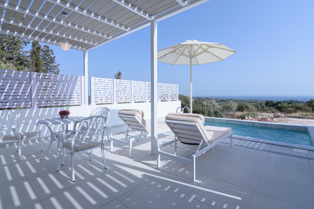 Dionisos Suites ليكسوري المظهر الخارجي الصورة