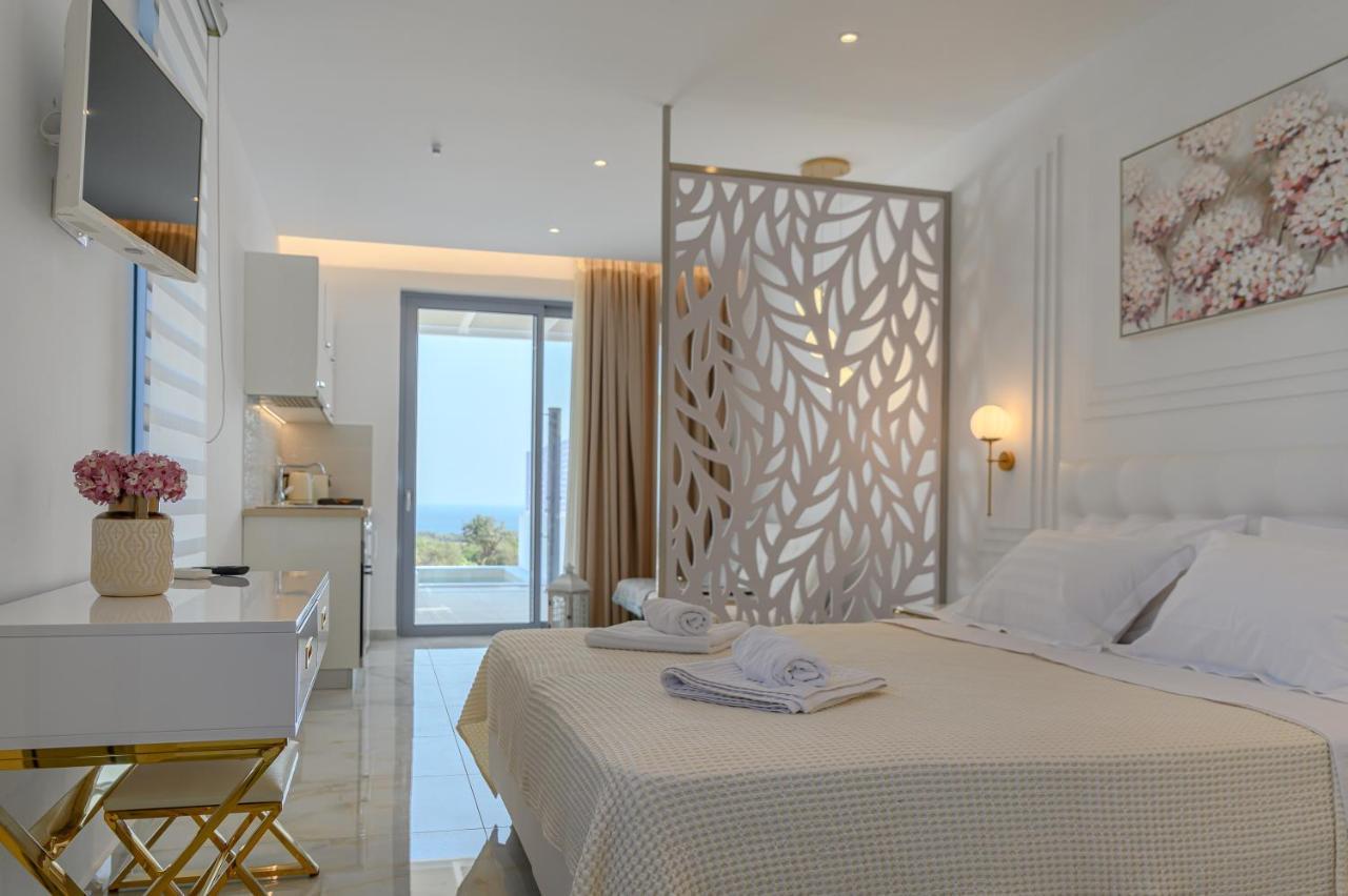 Dionisos Suites ليكسوري المظهر الخارجي الصورة