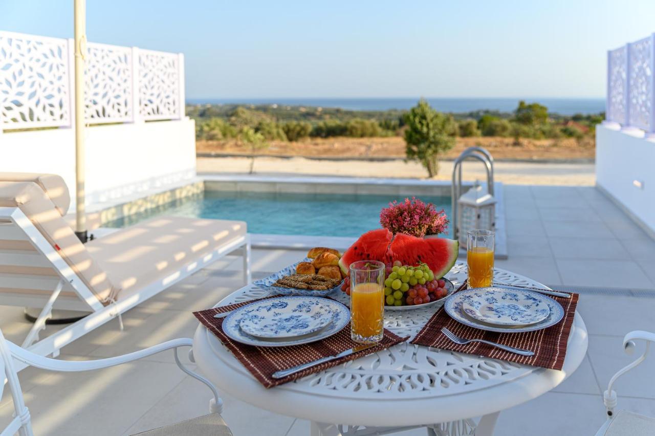 Dionisos Suites ليكسوري المظهر الخارجي الصورة