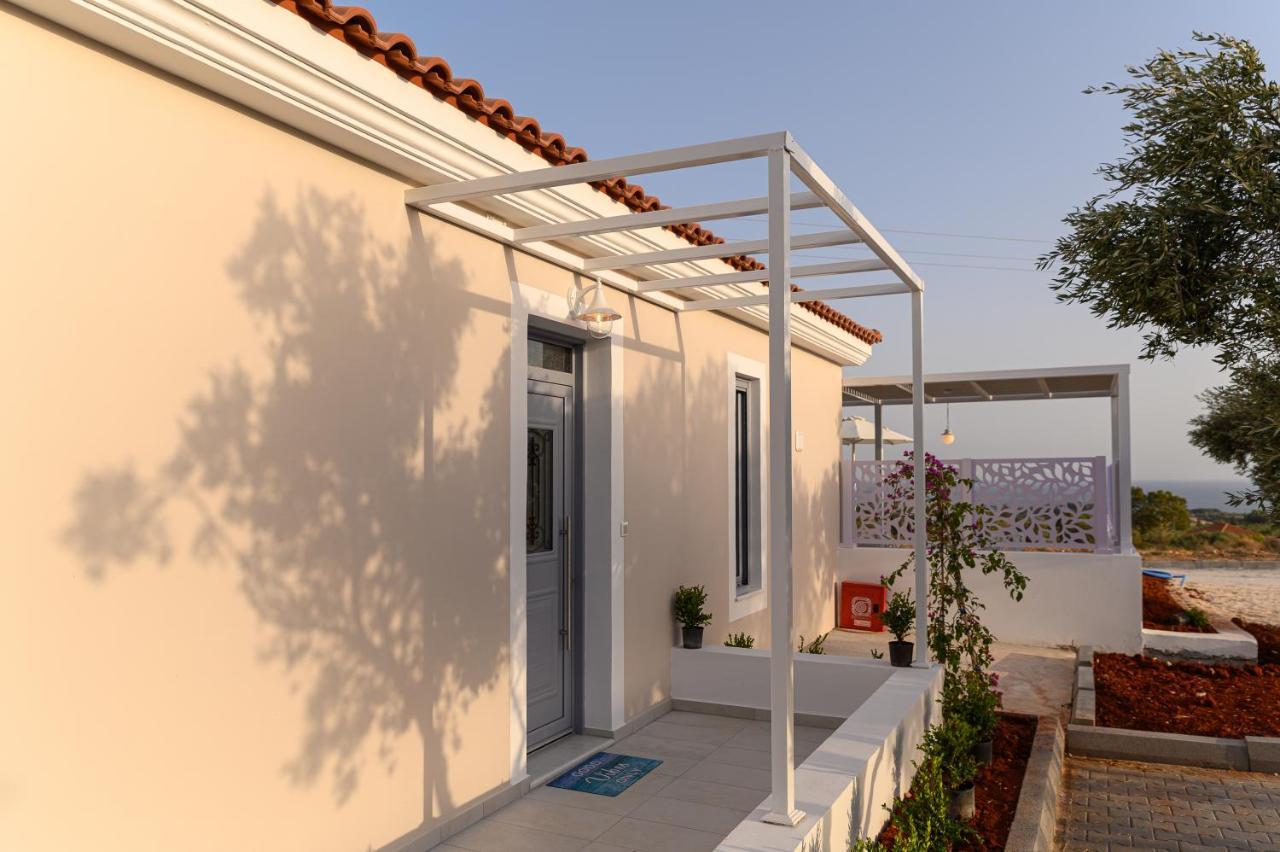 Dionisos Suites ليكسوري المظهر الخارجي الصورة