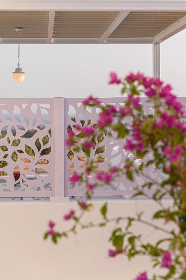 Dionisos Suites ليكسوري المظهر الخارجي الصورة