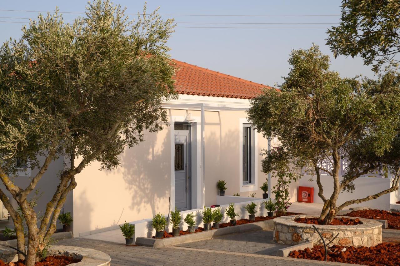 Dionisos Suites ليكسوري المظهر الخارجي الصورة
