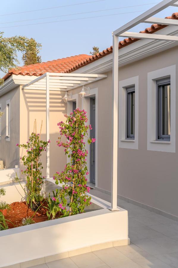 Dionisos Suites ليكسوري المظهر الخارجي الصورة